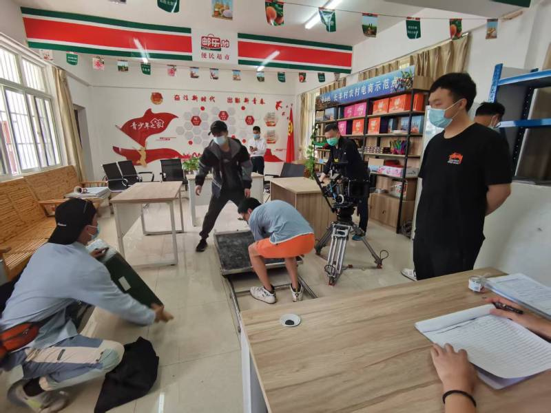 追星女孩心理学分析报告：商南县广告片拍摄公司揭秘饭圈应援式传播逻辑